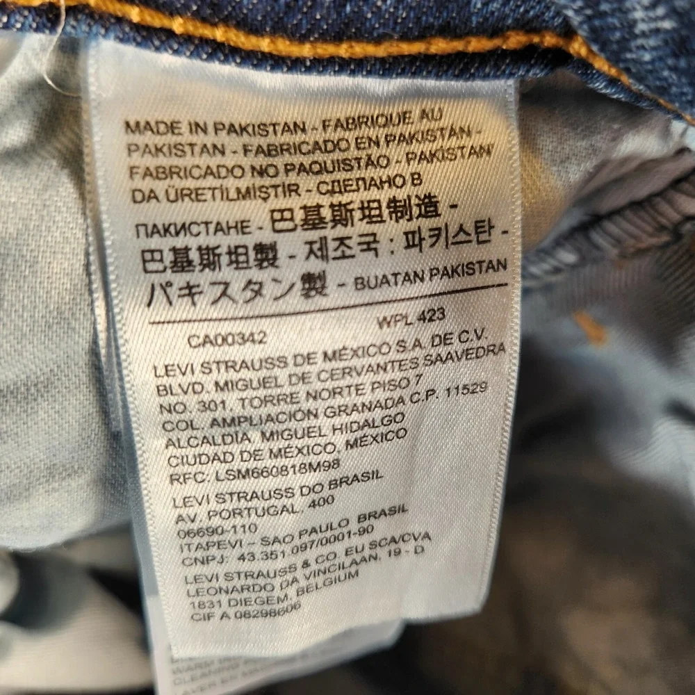 Levis levi 541
